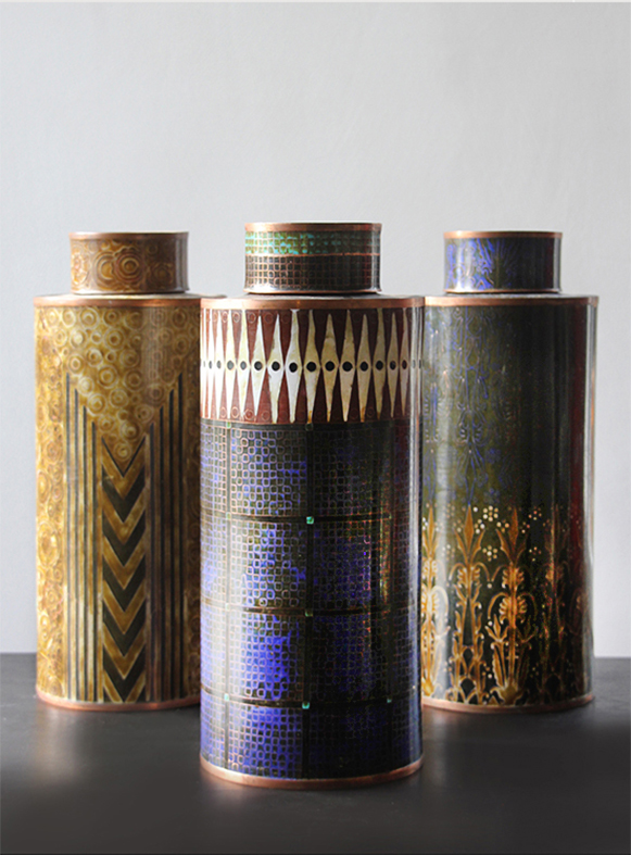 Cloisonnés 1930, BOUCLIER & INJI